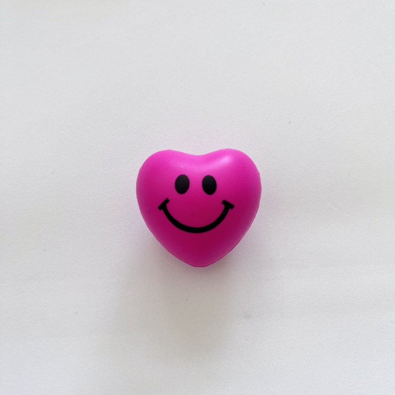 Heart Shaped PU Grip Ball Custom Color Logo Red Yellow Green Stress Squeeze Ball